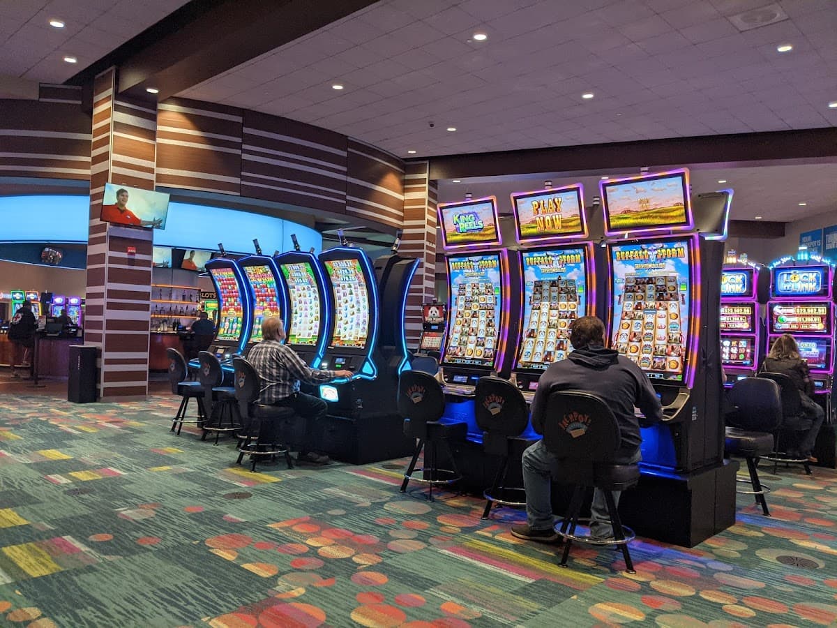 Jackpot Junction Casino Hotel - Photo 3