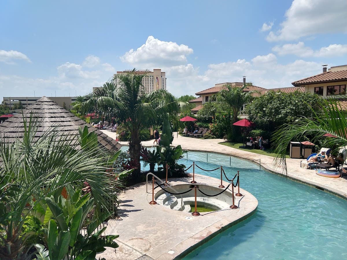 L'Auberge Casino Resort - Photo 3